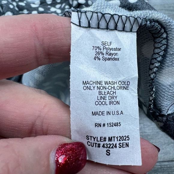 Full Moon Stitch fix maternity tie front knit top - Picture 5 of 7